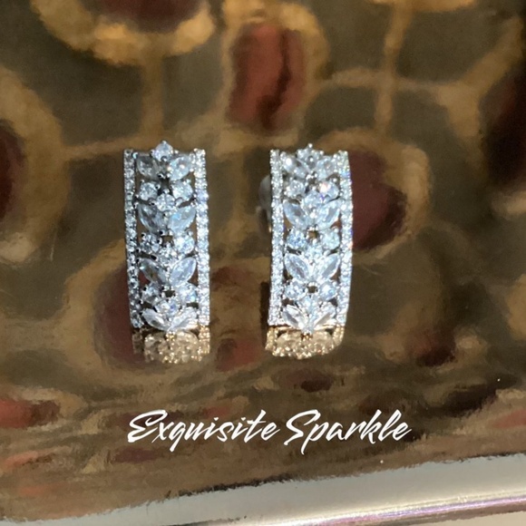 Cz Diamond Floral Post Back Drop Earrings - Picture 13 of 16